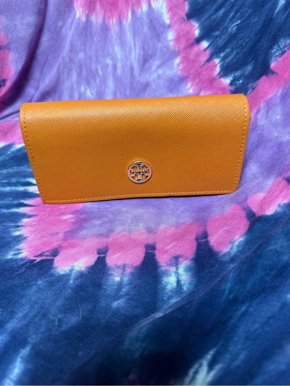 Tory Burch Black Cat-Eye Glasses with Orange Case and Gold Logo